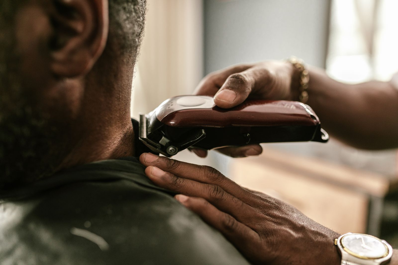 Barber trimmer siderne med maskine